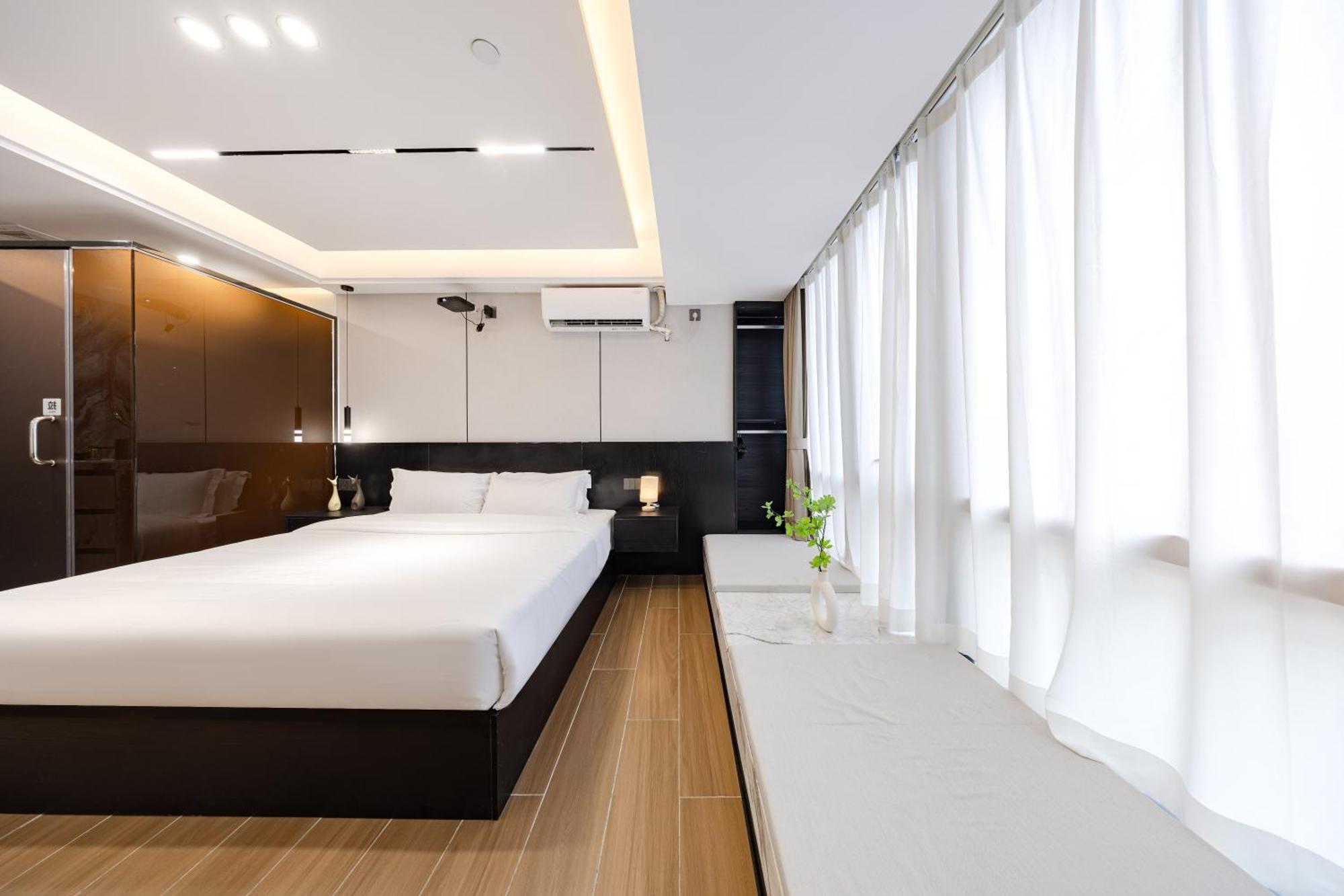 Yu Manju High-Floor Huge-Screen Audiovisual Hotel-Guangzhou Tower Zhujiang New Town Sports West Road Branch Exterior photo